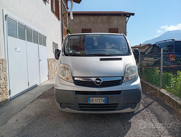 Opel Vivaro usato