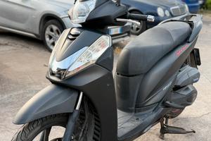 Honda Sh 300 con blocco 350