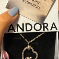 Collana con Ciondolo pandora e charms