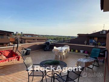 ATTICO TRILOCALE VIA LACEDONIA 37