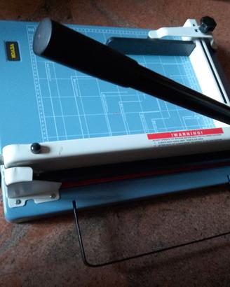 taglierina per carta/cartone