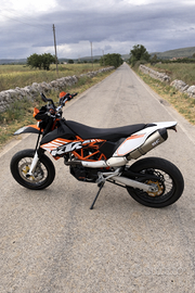 KTM 690 SMC DEPO A LIBRETTO