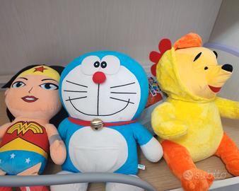 Peluche Doraemon Winnie the Pooh Wonder Woman