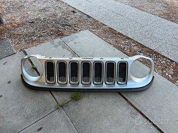 Mascherina Jeep Renegade