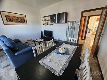 Appartamento di 92 m² con 5 locali e box auto a Ag