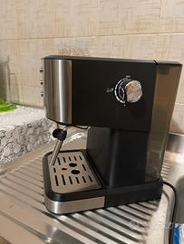 Macchina del caffe’