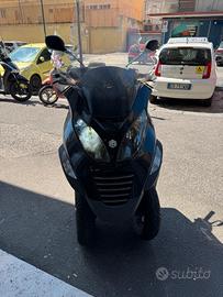 Piaggio MP3 250 