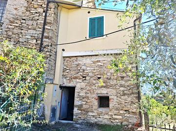 RUSTICO A DIANO SAN PIETRO