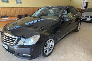 Mercedes-benz E 220 CDI BlueEFFICIENCY Avantgarde 
