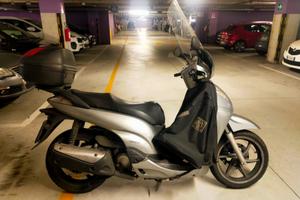 Honda SH300