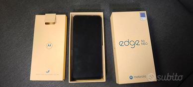 Motorola Edge 50 Neo 256 GB Pantone