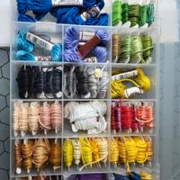 SCATOLA FILATI DA RICAMO IN LANA