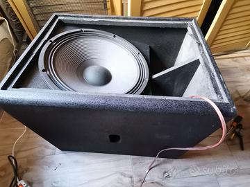 Casse sub woofer più mixer e equalizzatore