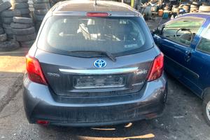 Ricambi usati Toyota Yaris 2016 benzina1.5 hybrid