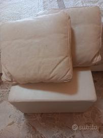 Set cuscini e pouf