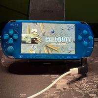 PSP 3004 blu elettrico + caricatore