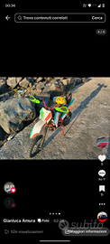Moto cross relica KTM auto