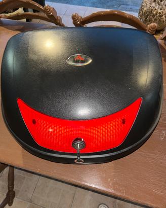 Bauletto per moto con piastra