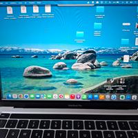 Apple MacBook pro 13,3.