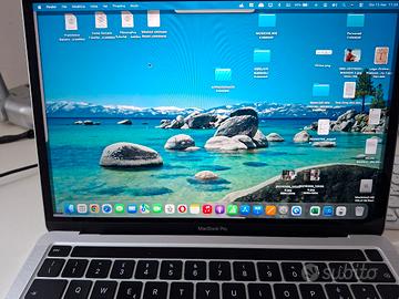 Apple MacBook pro 13,3.