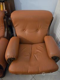 Poltrone in vera pelle color cognac