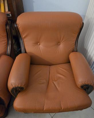 Poltrone in vera pelle color cognac