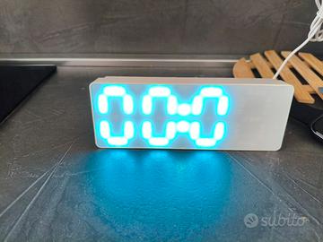 Sveglia Digitale Led ricaricabile+ batteria snooze