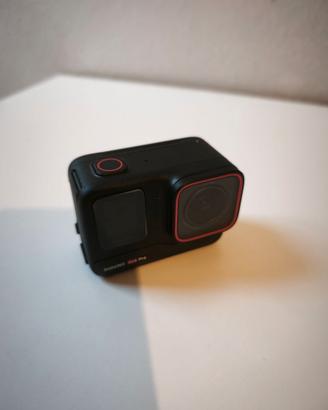 Insta360 ace pro