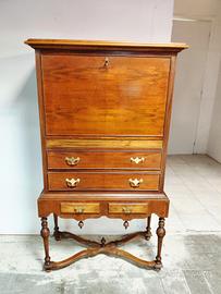 scrittoio (secrétaire) in legno di noce 