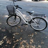 Bicicletta city donna bianca