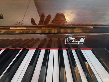 Pianoforte verticale