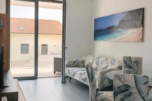 Trilocale nuovissimo fino a giugno