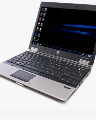 pc portatile hp i7 14 pollici ssd windows 11