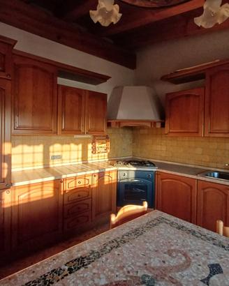 cucina in legno usata 