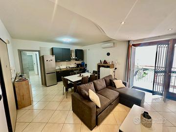 Cucina completa con elettrodomestici