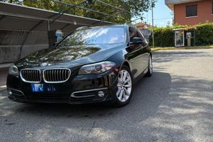 BMW 520 Luxury Vettura in perfette condizioni.