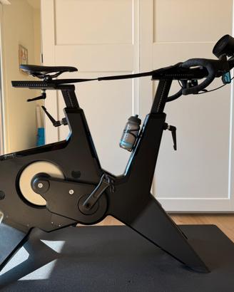 Garmin Tacx neo bike smart trainer T8000