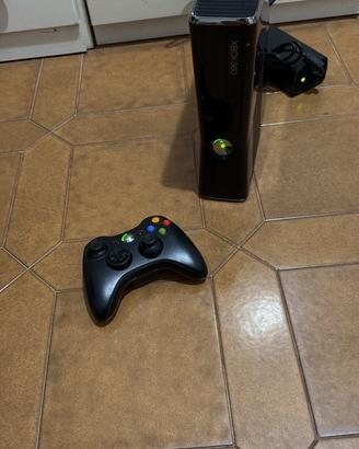 Xbox 360 Slim 250GB + Pad Originale - Perfetta