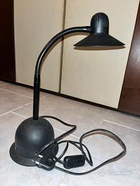 Lampada da tavolo