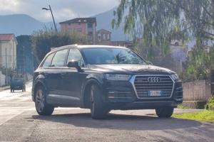 q7 7 posti 