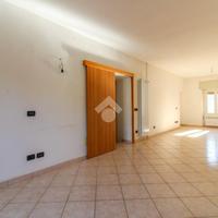 3 LOCALI A SABBIO CHIESE