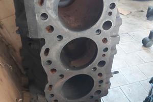 MONOBLOCCO TOYOTA 2LT 2400TD +PISTONI MAGGIORATI 