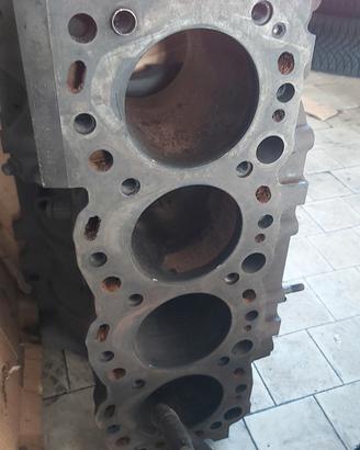 MONOBLOCCO TOYOTA 2LT 2400TD +PISTONI MAGGIORATI 
