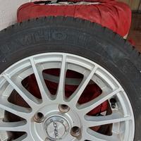 Treno gomme+cerchi in lega