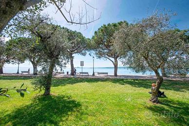 Appartamento di 80 m² con 3 locali e box auto a To