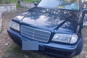 Mercedes Benz c220 CDI