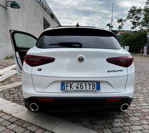Alfa romeo Stelvio Q4 210 cv