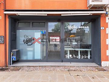 CAVARZERE - LOCALE ADIBITO A BAR