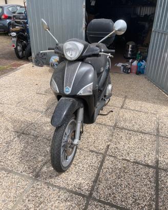 Ricambi piaggio liberty moc 150 2011