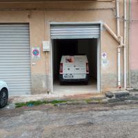 Magazzino di mq 70 sito in via Luigi Sturzo